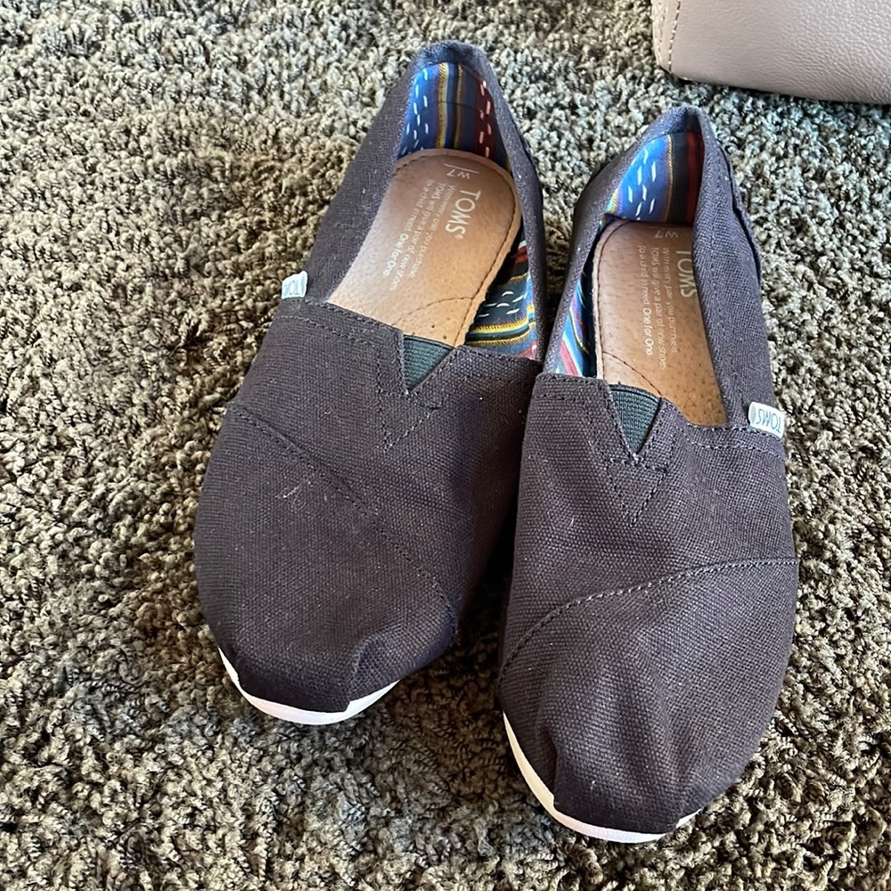 Black Toms